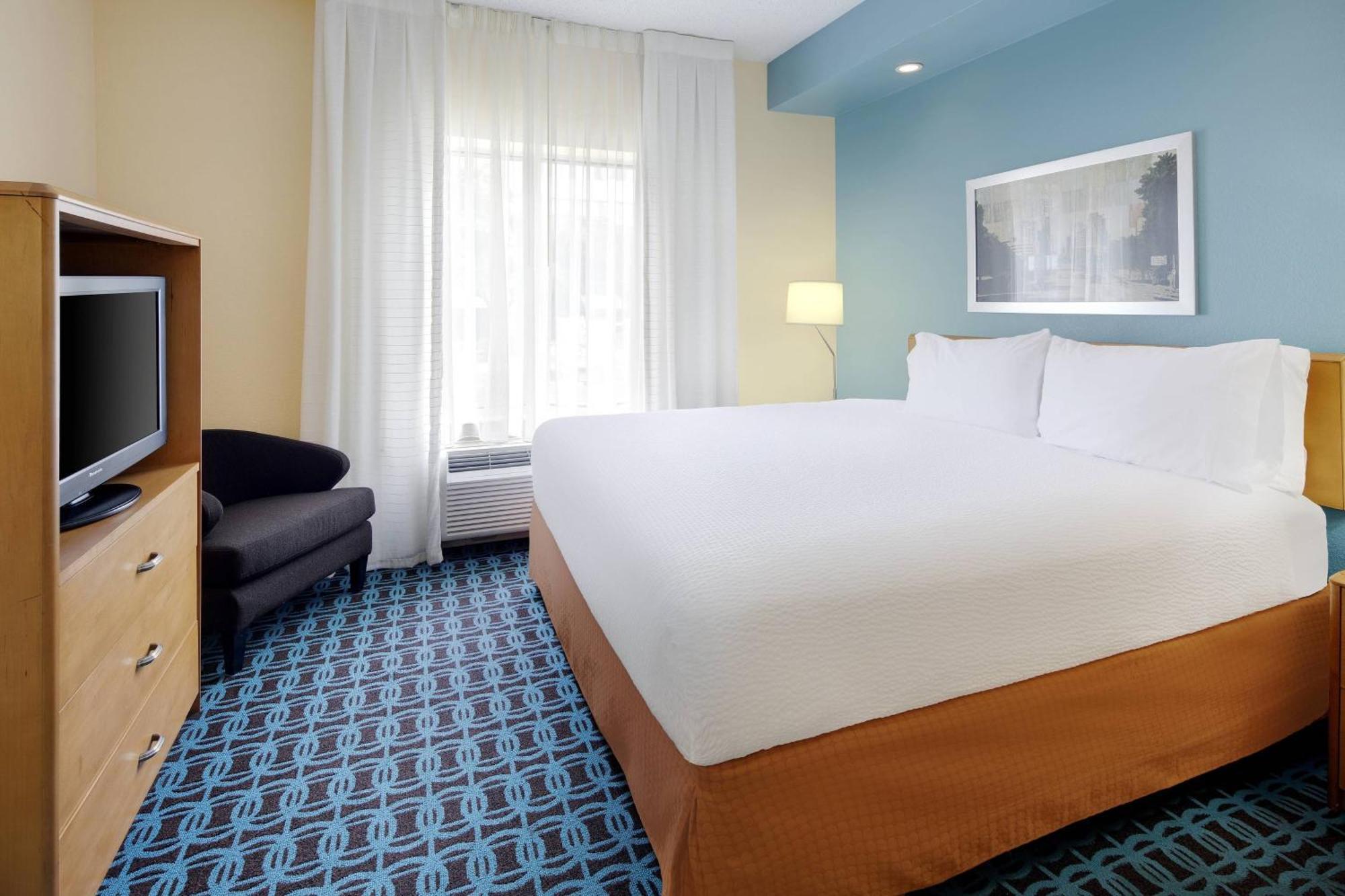 Fairfield Inn & Suites Austin University Area Zewnętrze zdjęcie