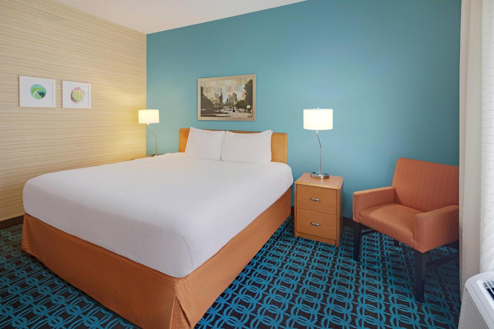 Fairfield Inn & Suites Austin University Area Zewnętrze zdjęcie